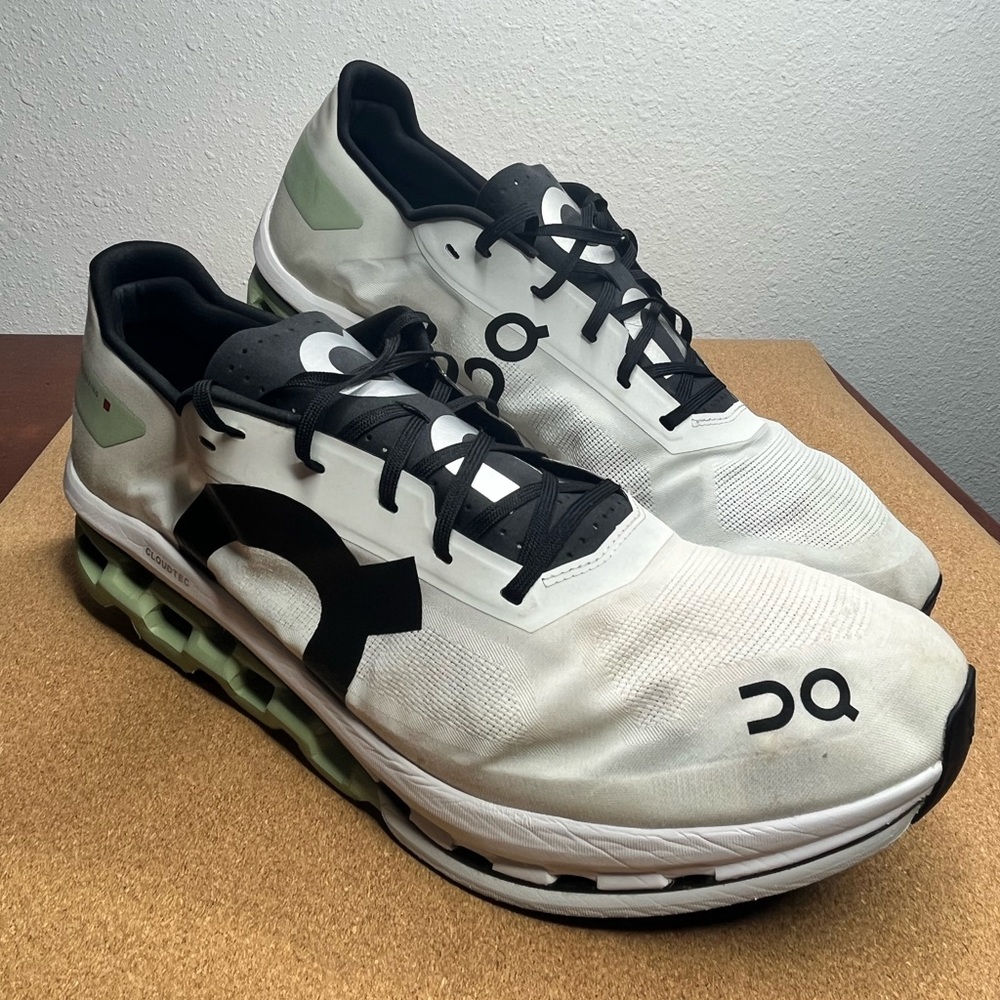 ON Cloud CLOUDBOOM ECHO Carbon Swiss Engineering White Running Shoe | Mens 11.5